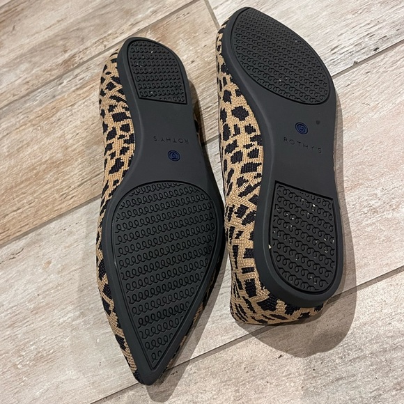 Rothy's Leopard Print Women's Flats - Picture 8 of 9